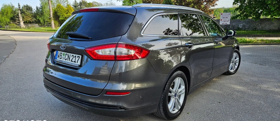 Ford Mondeo cena 47900 przebieg: 203500, rok produkcji 2016 z Chojnów małe 326